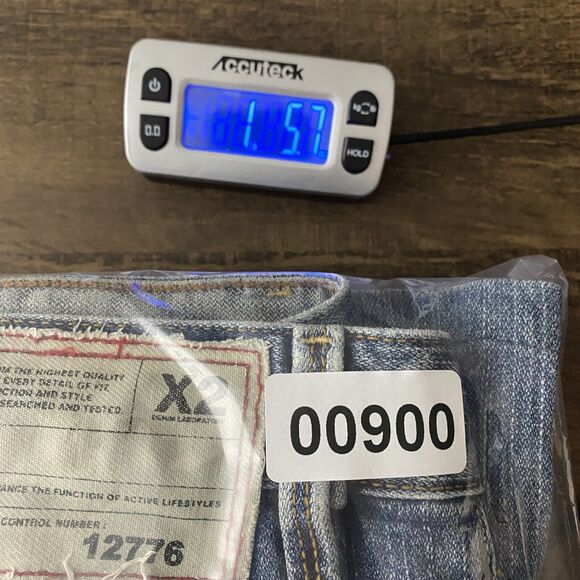 X2 Jeans M22 Bootcut Jeans Men's 31Wx30L Light Wash Denim Distressed - Picture 10 of 10